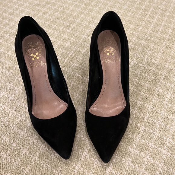 Vince Camuto VC-Kain black suede heels - Picture 2 of 6